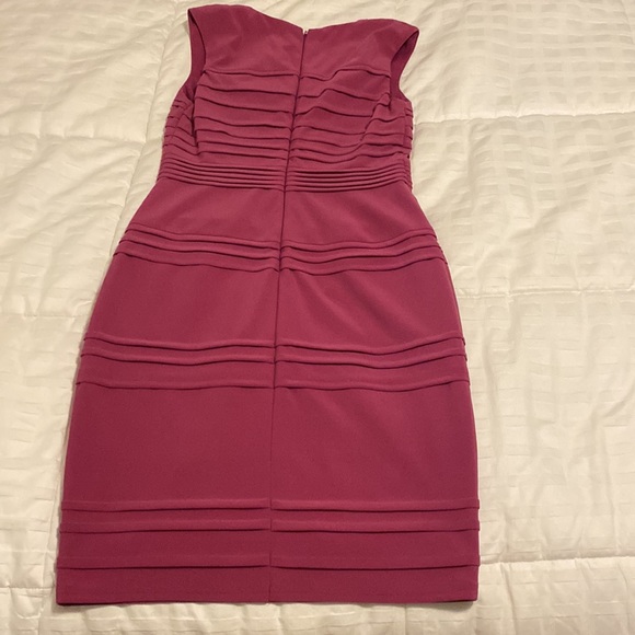 Dress - Picture 3 of 5